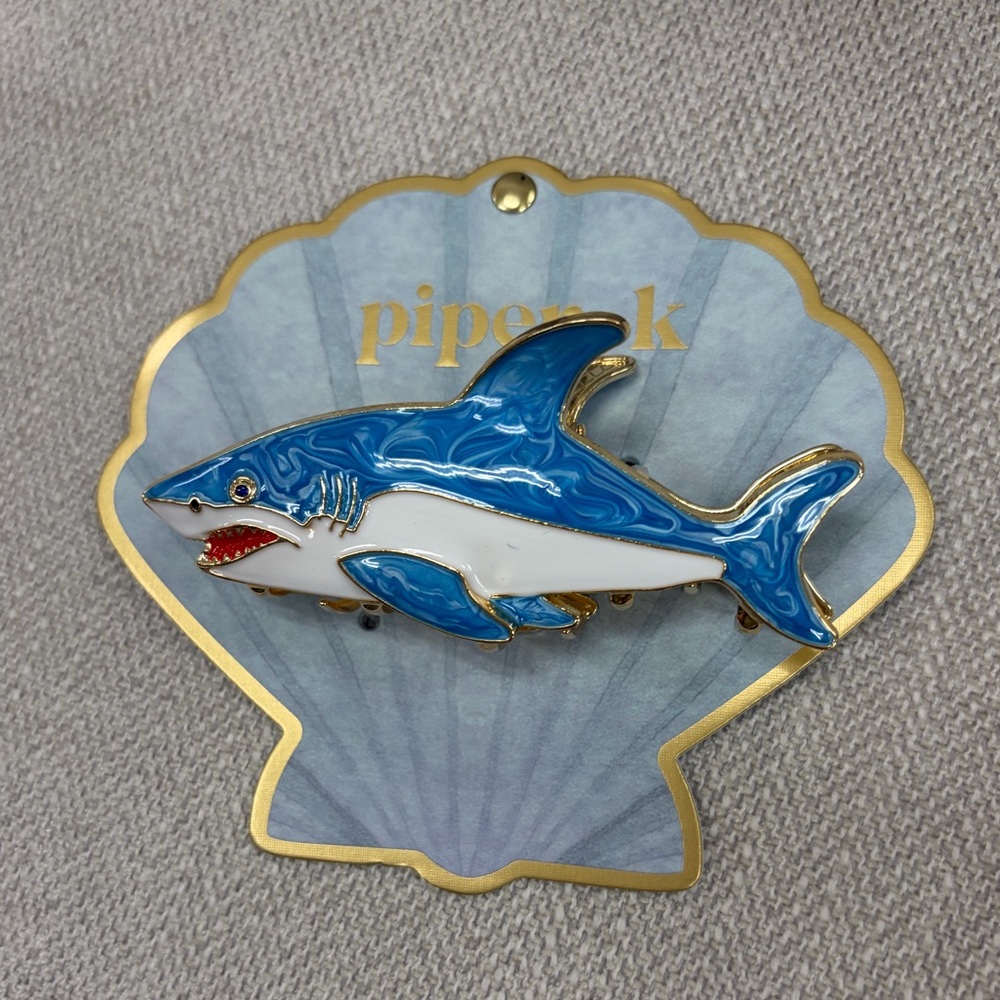 NWT ⚜️🦈⚜️ Piper K Hand Painted Shark Metal Hair claw Clip - Picture 5 of 7